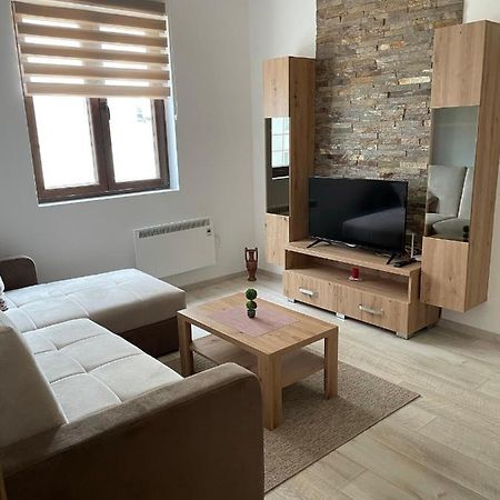Kraljevi Konaci -Apartmani Bajka Kopaonik Buitenkant foto