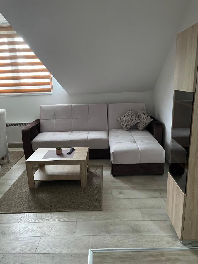 Kraljevi Konaci -Apartmani Bajka Kopaonik Buitenkant foto