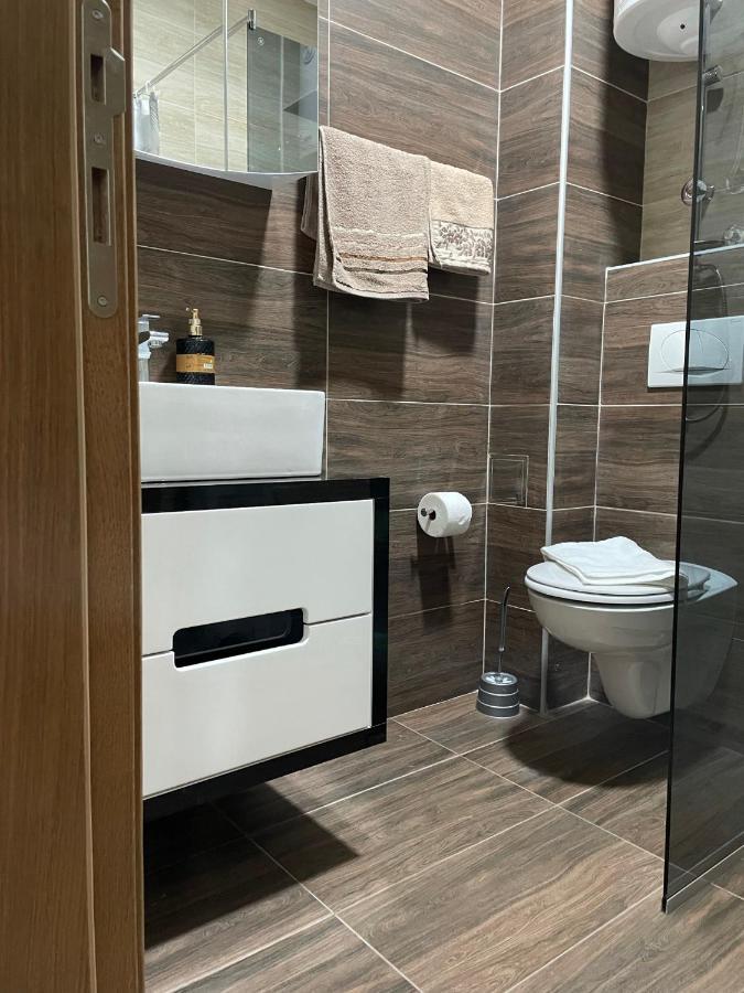 Kraljevi Konaci -Apartmani Bajka Kopaonik Buitenkant foto